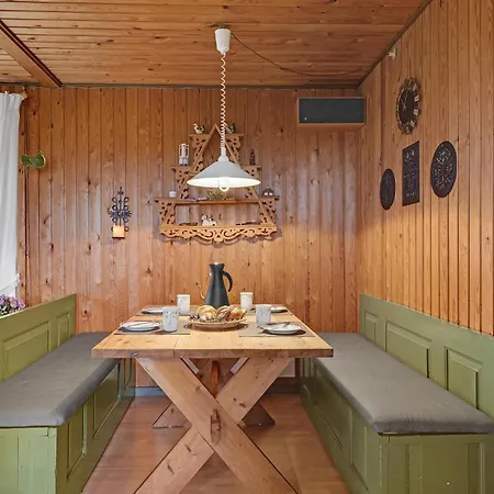 Nyaraló Three-bedroom In Tranekar